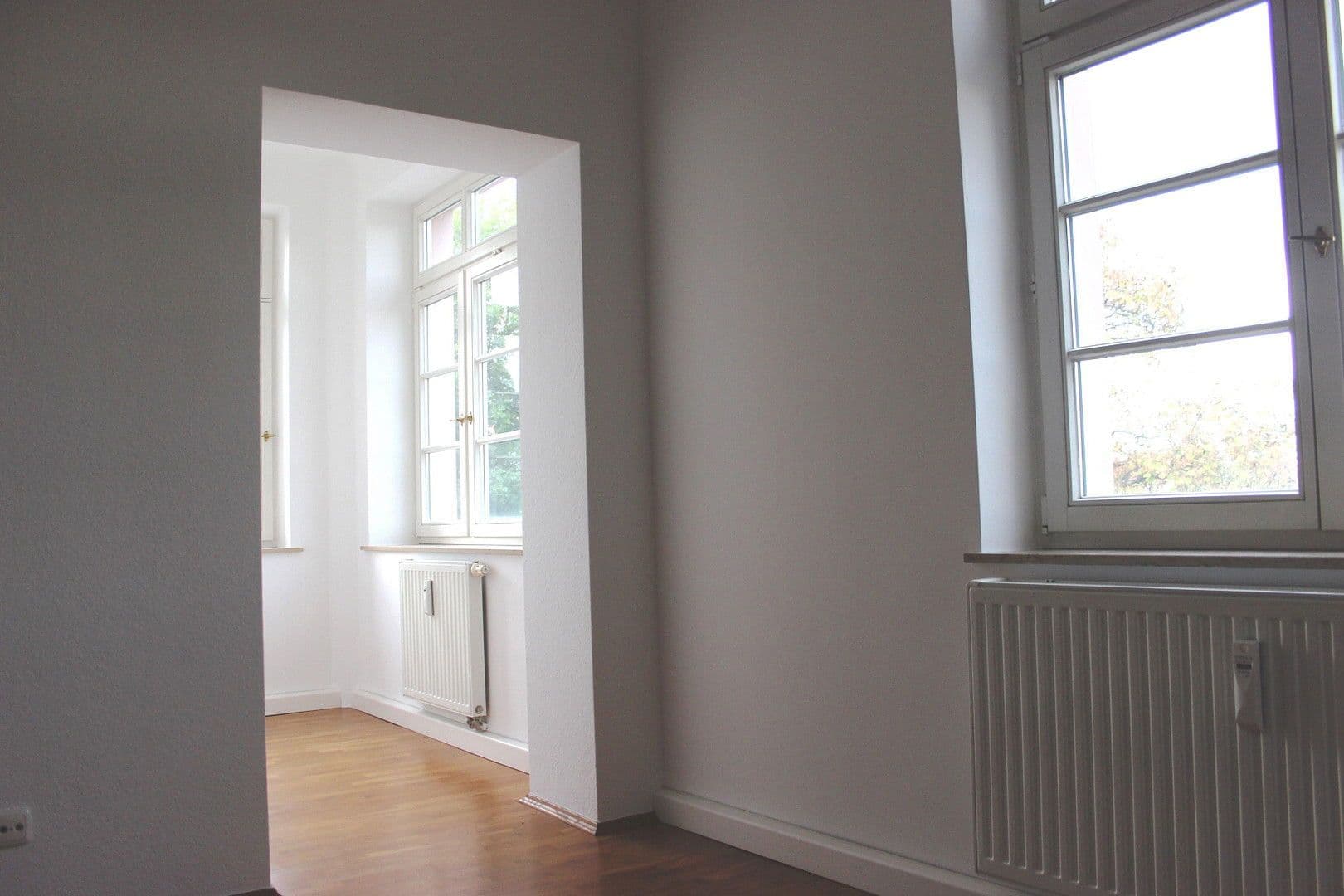 Prenájom bytu 3-izbový 71 m², Nöthnitzer Straße 36, Dresden, Sasko Prenájom bytu 3-izbový 71 m², Nöthnitzer Straße 36, Dresden, Sasko