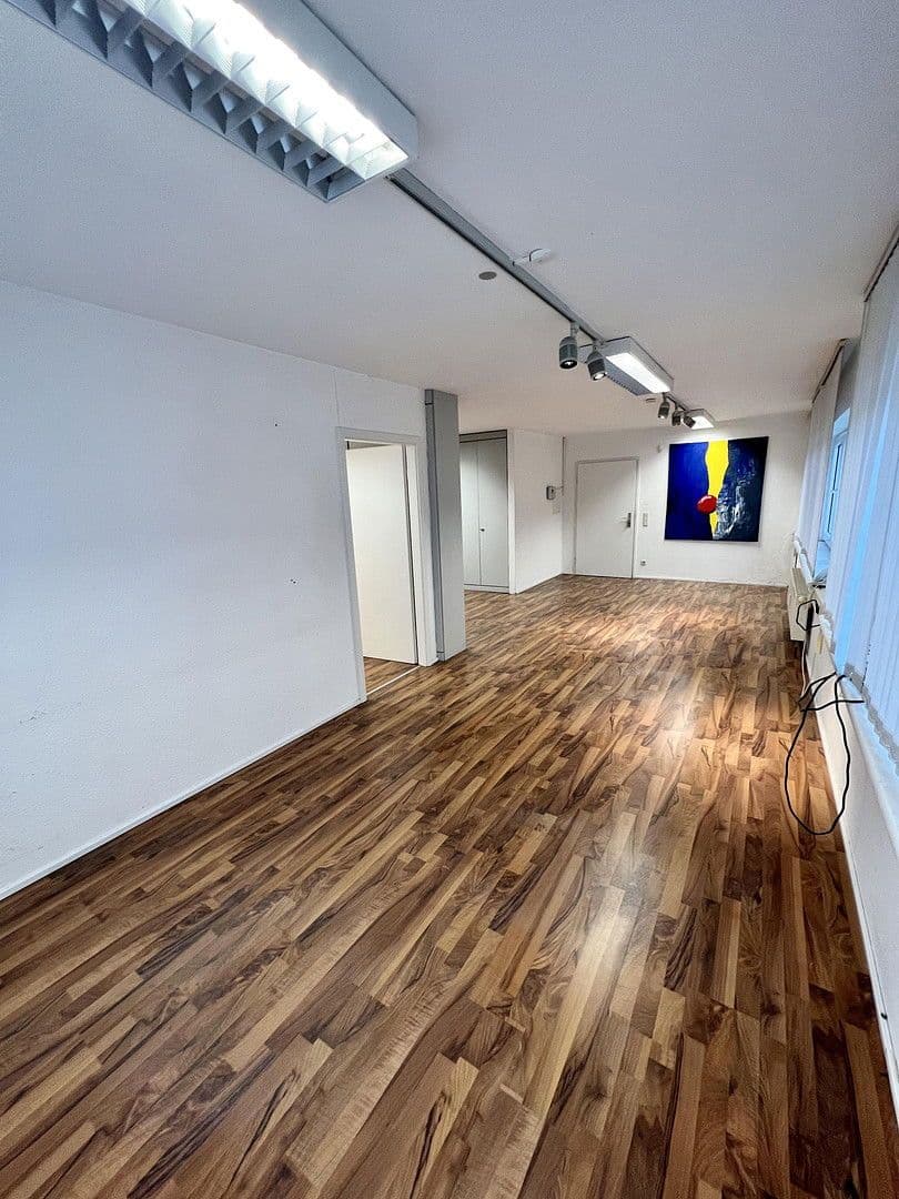 Prenájom kancelárie 180 m², Eichenweg 19, Schwetzingen, Bádensko-Wurttembersko Prenájom kancelárie 180 m², Eichenweg 19, Schwetzingen, Bádensko-Wurttembersko