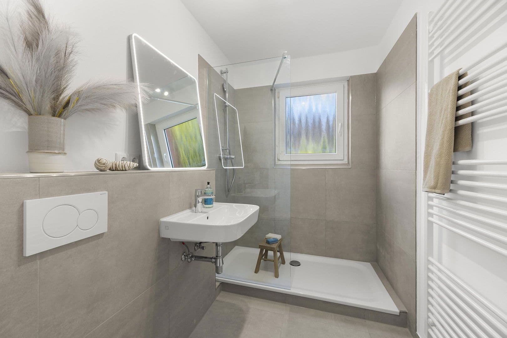 Predaj bytu 4-izbový 85 m², Mecklenburger Landstr. 68b, Lübeck, Šlezvicko-Holštajnsko Predaj bytu 4-izbový 85 m², Mecklenburger Landstr. 68b, Lübeck, Šlezvicko-Holštajnsko