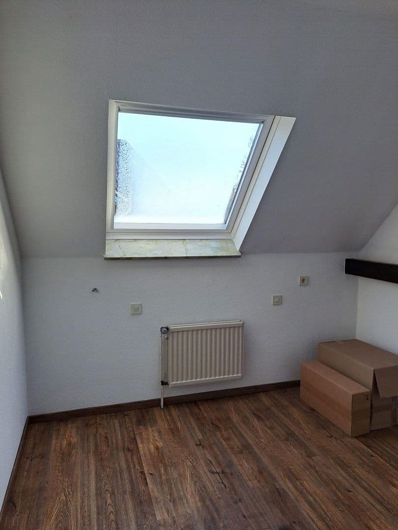 Predaj domu 65 m², pozemek 120 m², Alte Dorfstr., Faßberg, Dolné Sasko Predaj domu 65 m², pozemek 120 m², Alte Dorfstr., Faßberg, Dolné Sasko
