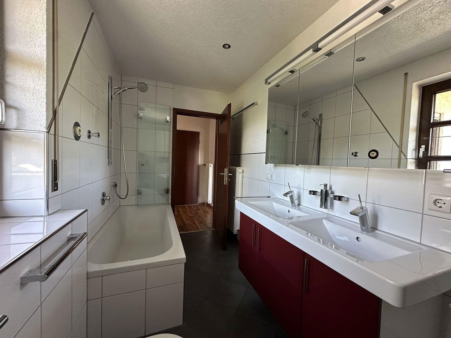 Prenájom bytu 2-izbový 60 m², Villingen-Schwenningen, Bádensko-Wurttembersko Prenájom bytu 2-izbový 60 m², Villingen-Schwenningen, Bádensko-Wurttembersko