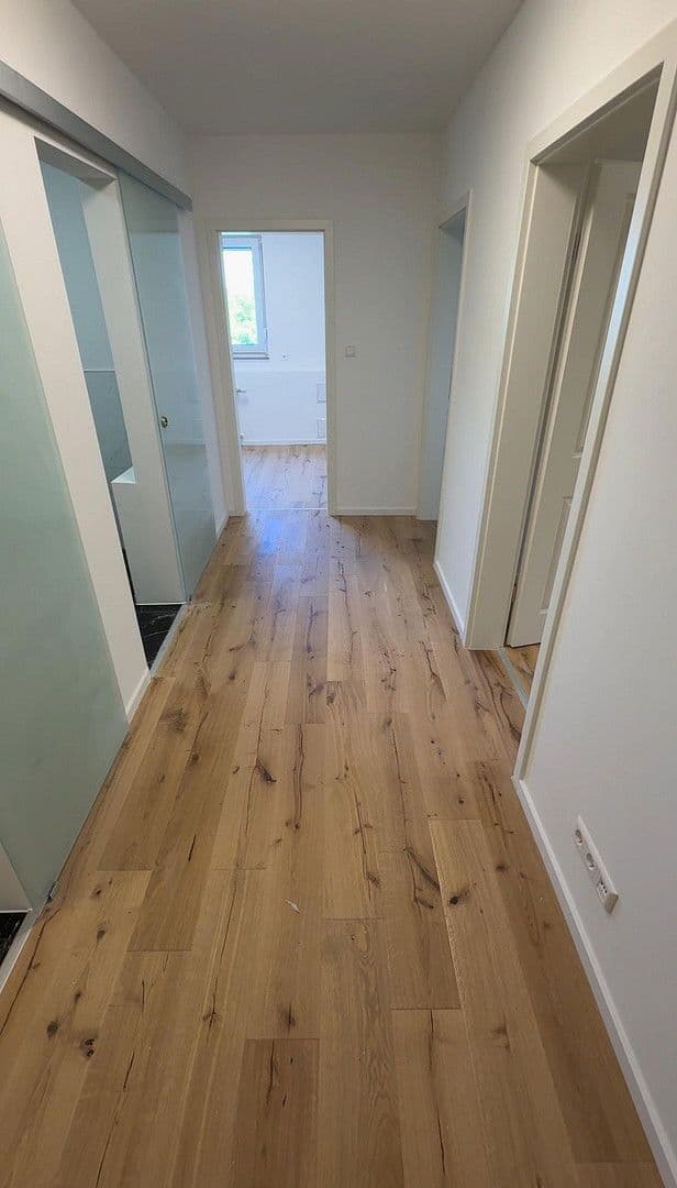 Predaj bytu 3-izbový 68 m², Stuttgart, Bádensko-Wurttembersko Predaj bytu 3-izbový 68 m², Stuttgart, Bádensko-Wurttembersko