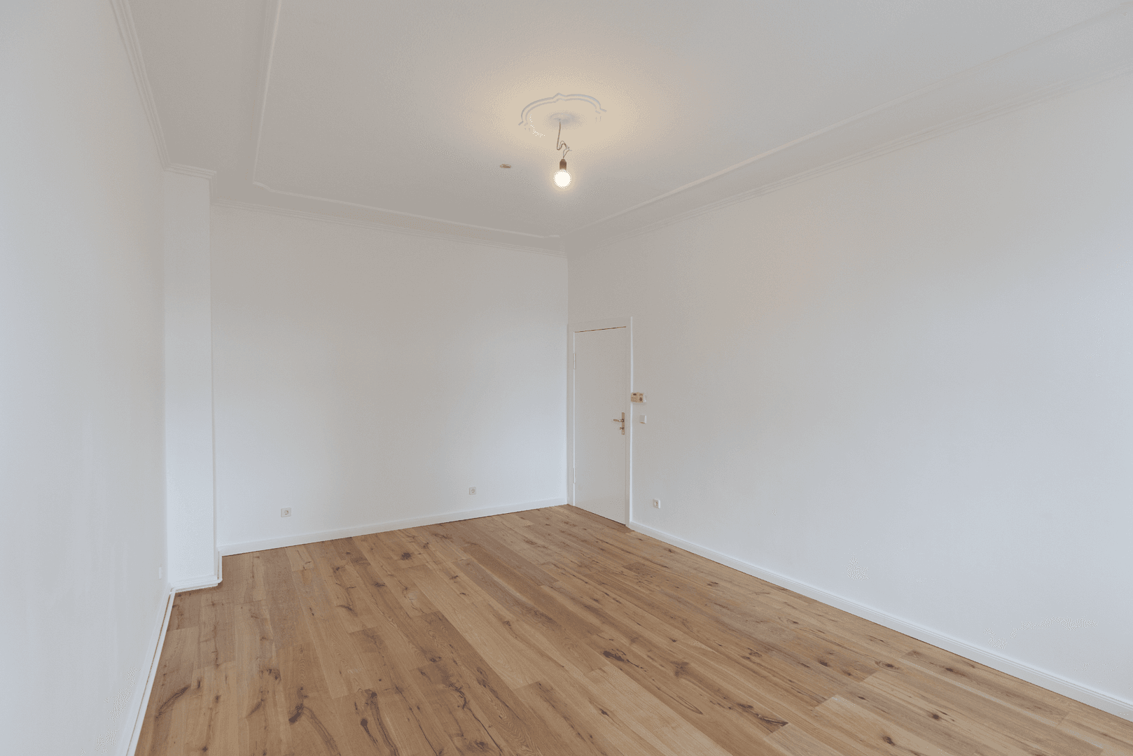 Prenájom bytu 3-izbový 74 m², Beusselstraße 00, Berlin, Berlín Prenájom bytu 3-izbový 74 m², Beusselstraße 00, Berlin, Berlín