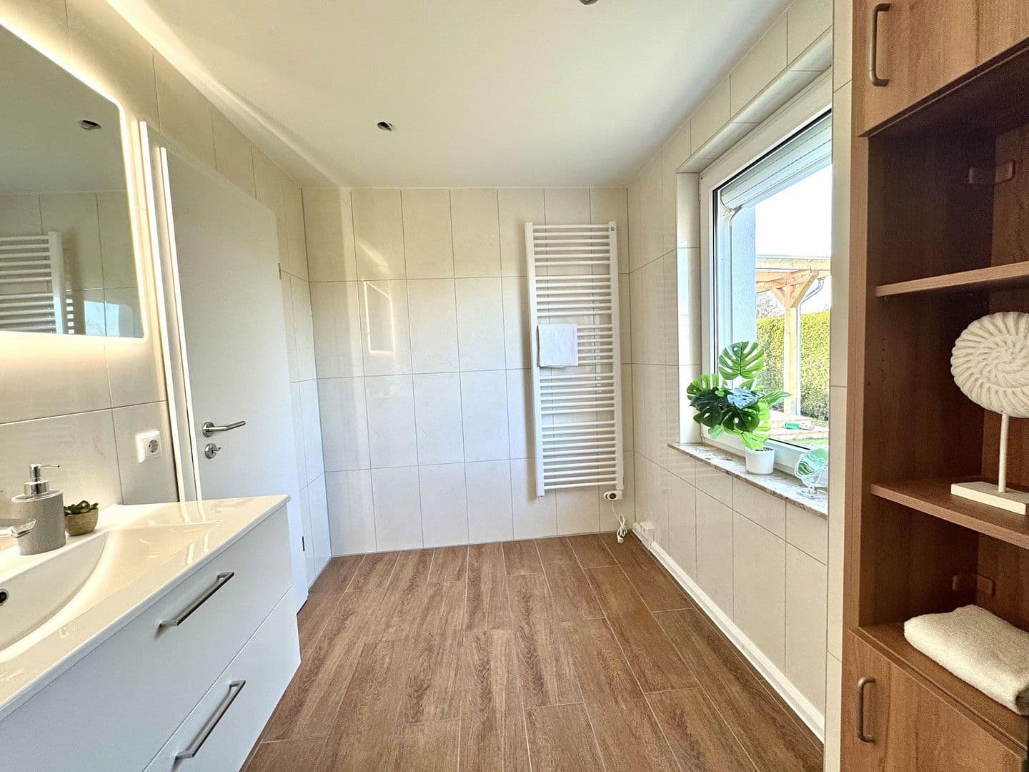 Predaj domu 82 m², pozemek 318 m², Zierow, Meklenbursko-Predpomoransko Predaj domu 82 m², pozemek 318 m², Zierow, Meklenbursko-Predpomoransko