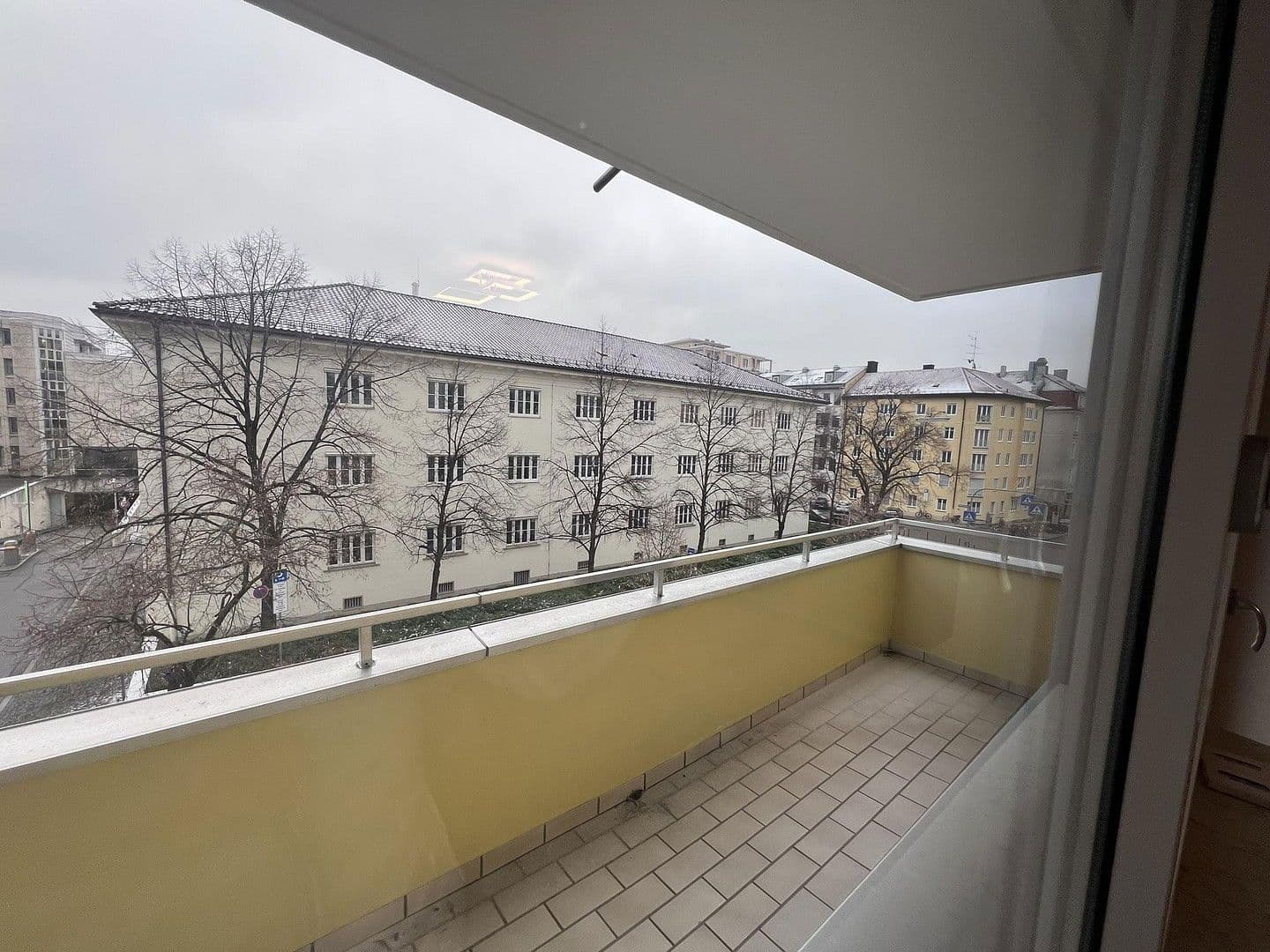 Prenájom bytu 1-izbový 42 m², Schellingstr., München, Bavorsko Prenájom bytu 1-izbový 42 m², Schellingstr., München, Bavorsko