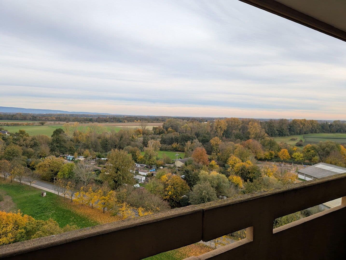 Predaj bytu 3-izbový 90 m², Woogstr. 36, Neuhofen, Porýnie-Falcko Predaj bytu 3-izbový 90 m², Woogstr. 36, Neuhofen, Porýnie-Falcko