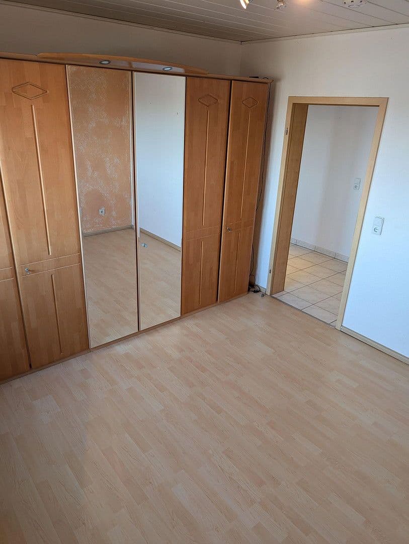 Predaj bytu 3-izbový 90 m², Woogstr. 36, Neuhofen, Porýnie-Falcko Predaj bytu 3-izbový 90 m², Woogstr. 36, Neuhofen, Porýnie-Falcko