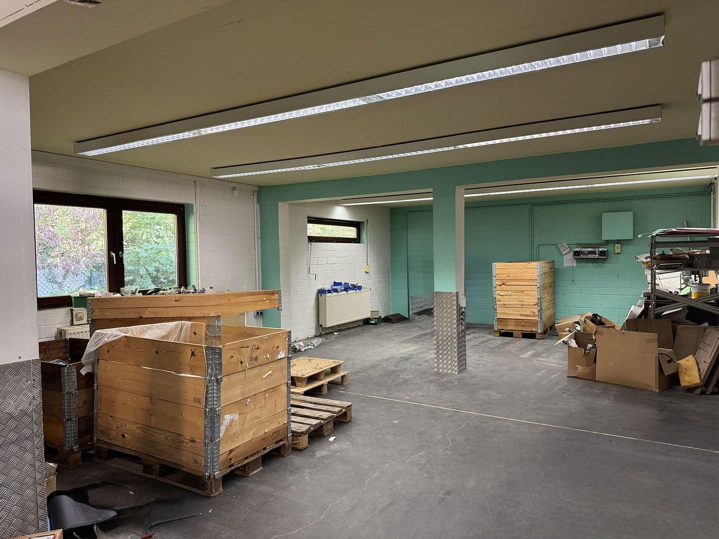 Predaj nebytového priestoru 2.000 m², Sarstedt, Dolné Sasko Predaj nebytového priestoru 2.000 m², Sarstedt, Dolné Sasko