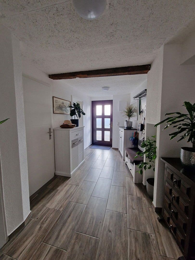 Prenájom bytu 3-izbový 127 m², Strümpfelbacher Str. 7a, Stuttgart, Bádensko-Wurttembersko Prenájom bytu 3-izbový 127 m², Strümpfelbacher Str. 7a, Stuttgart, Bádensko-Wurttembersko