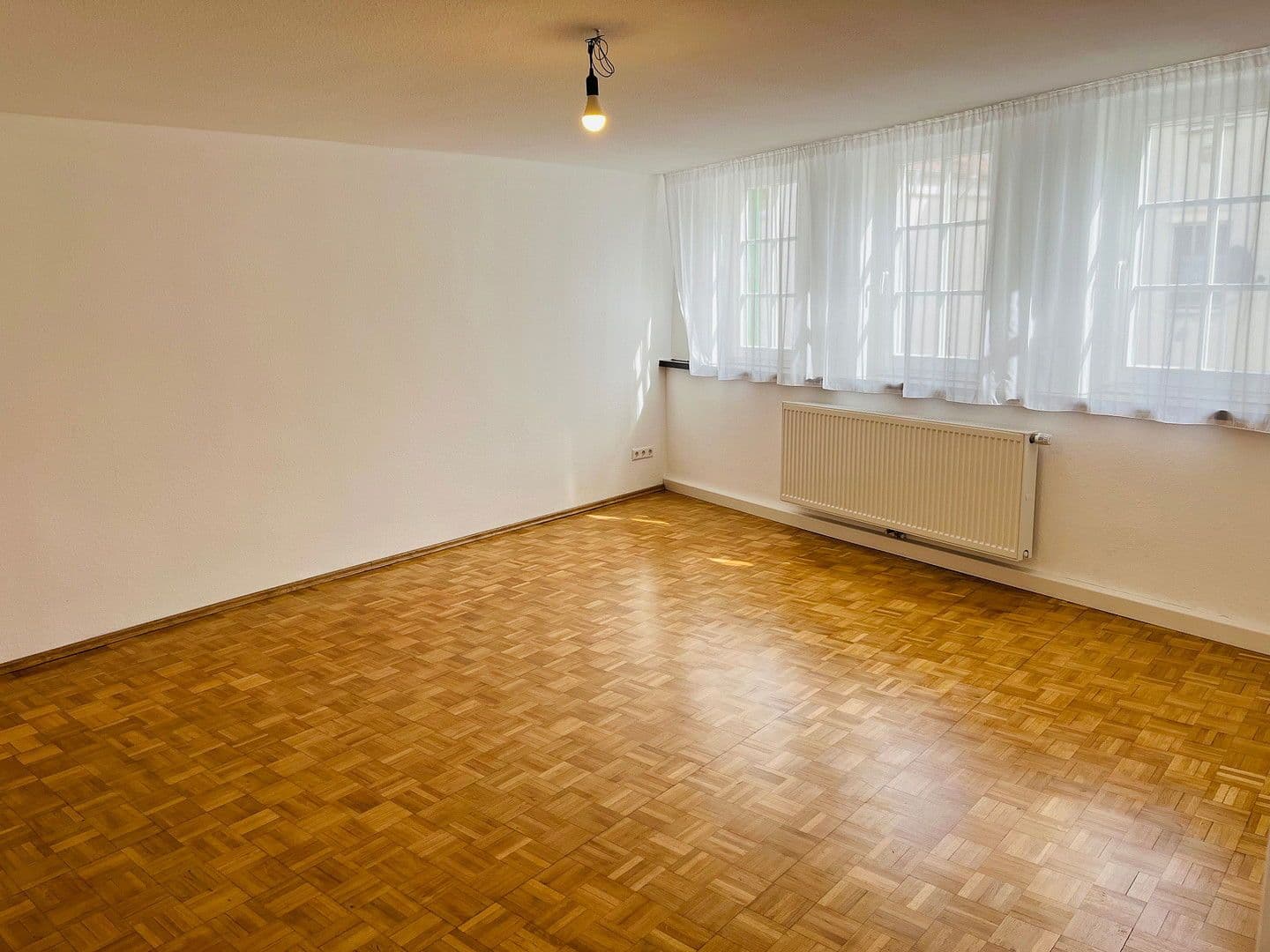 Prenájom bytu 3-izbový 127 m², Strümpfelbacher Str. 7a, Stuttgart, Bádensko-Wurttembersko Prenájom bytu 3-izbový 127 m², Strümpfelbacher Str. 7a, Stuttgart, Bádensko-Wurttembersko