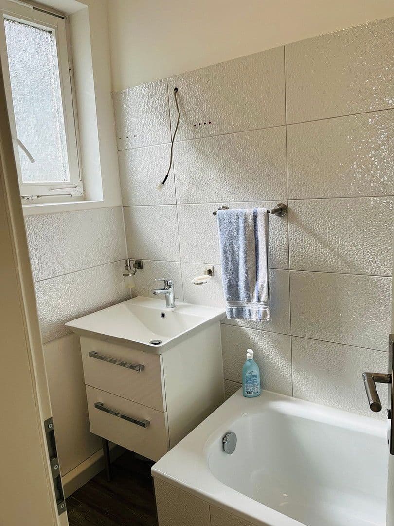 Prenájom bytu 3-izbový 127 m², Strümpfelbacher Str. 7a, Stuttgart, Bádensko-Wurttembersko Prenájom bytu 3-izbový 127 m², Strümpfelbacher Str. 7a, Stuttgart, Bádensko-Wurttembersko