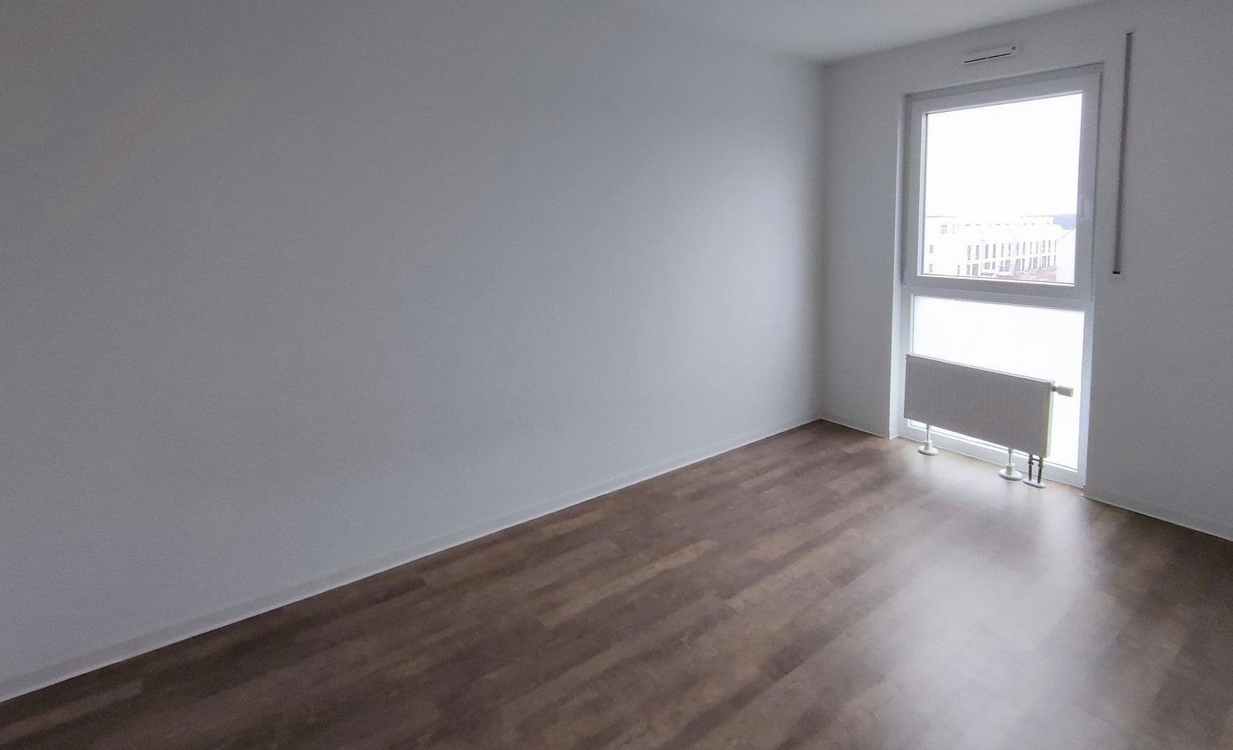 Prenájom bytu 3-izbový 75 m², Aristide-Briand-Str. 6, Herzogenaurach, Bavorsko Prenájom bytu 3-izbový 75 m², Aristide-Briand-Str. 6, Herzogenaurach, Bavorsko