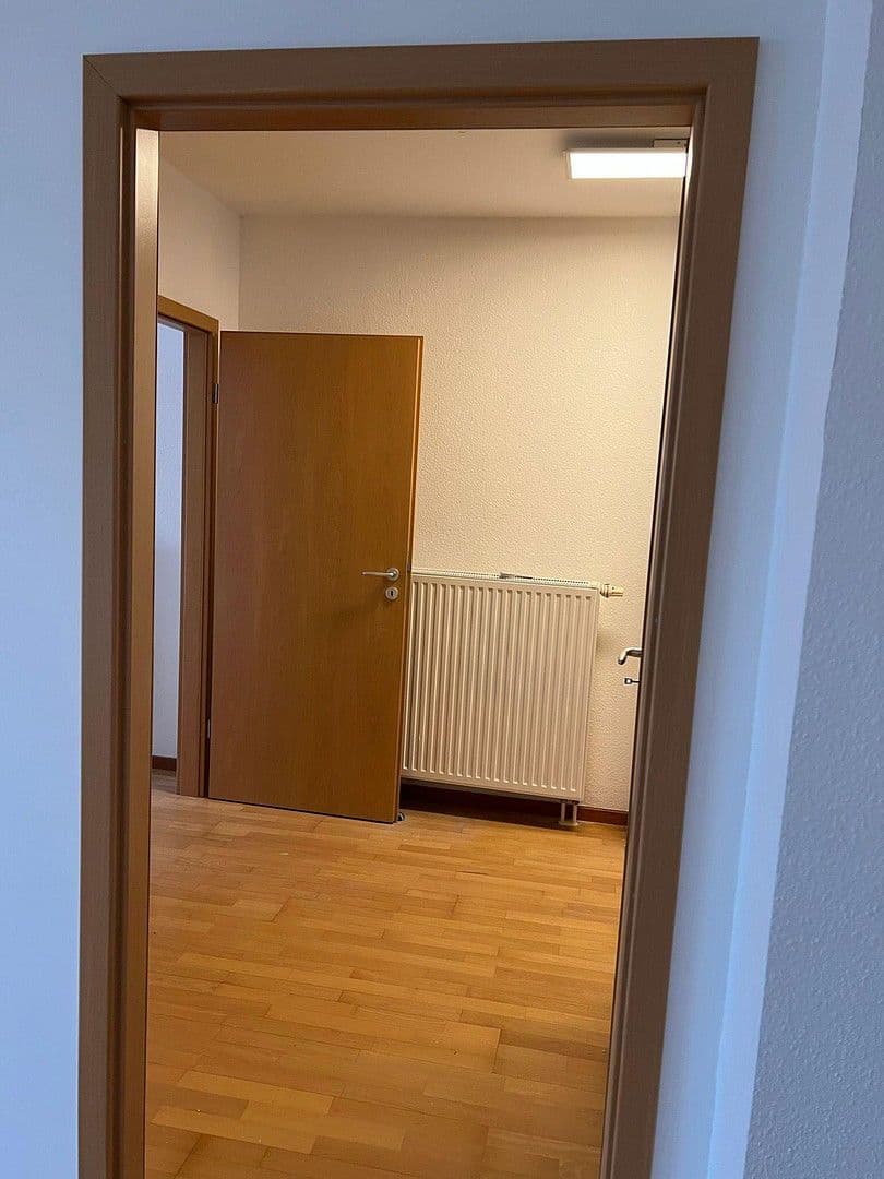 Prenájom bytu 3-izbový 77 m², Steinstr., 5, Berlin, Berlín Prenájom bytu 3-izbový 77 m², Steinstr., 5, Berlin, Berlín