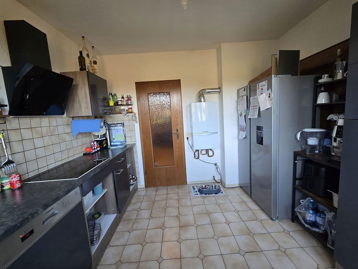 Prenájom bytu 3-izbový 95 m², Waldorfer Weg 41, Bornheim, Severné Porýnie - Westfálsko Prenájom bytu 3-izbový 95 m², Waldorfer Weg 41, Bornheim, Severné Porýnie - Westfálsko