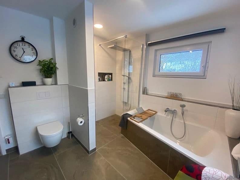 Predaj domu 155 m², pozemek 969 m², Dachsbach, Bavorsko Predaj domu 155 m², pozemek 969 m², Dachsbach, Bavorsko