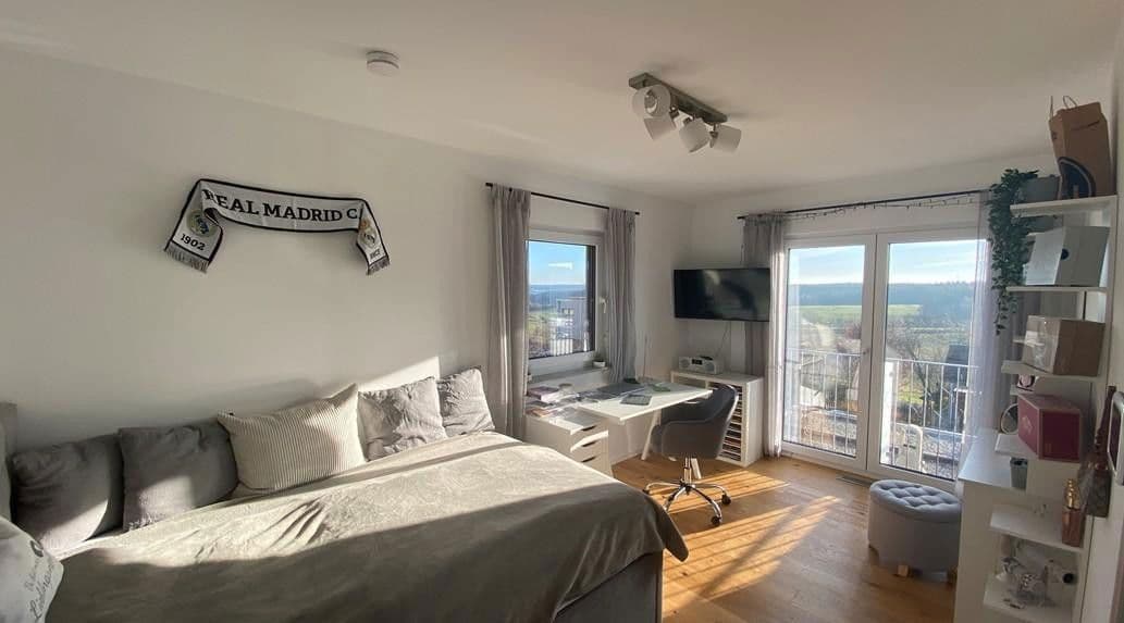 Predaj domu 155 m², pozemek 969 m², Dachsbach, Bavorsko Predaj domu 155 m², pozemek 969 m², Dachsbach, Bavorsko