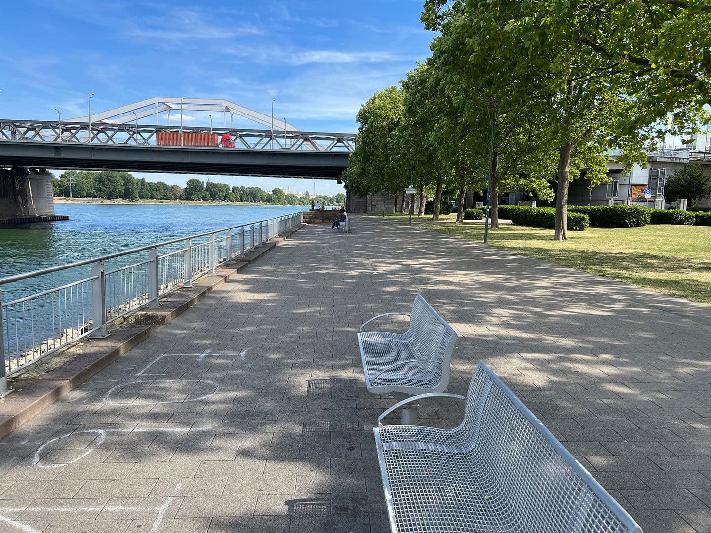 Prenájom bytu 2-izbový 57 m², Ludwigshafen, Porýnie-Falcko Prenájom bytu 2-izbový 57 m², Ludwigshafen, Porýnie-Falcko