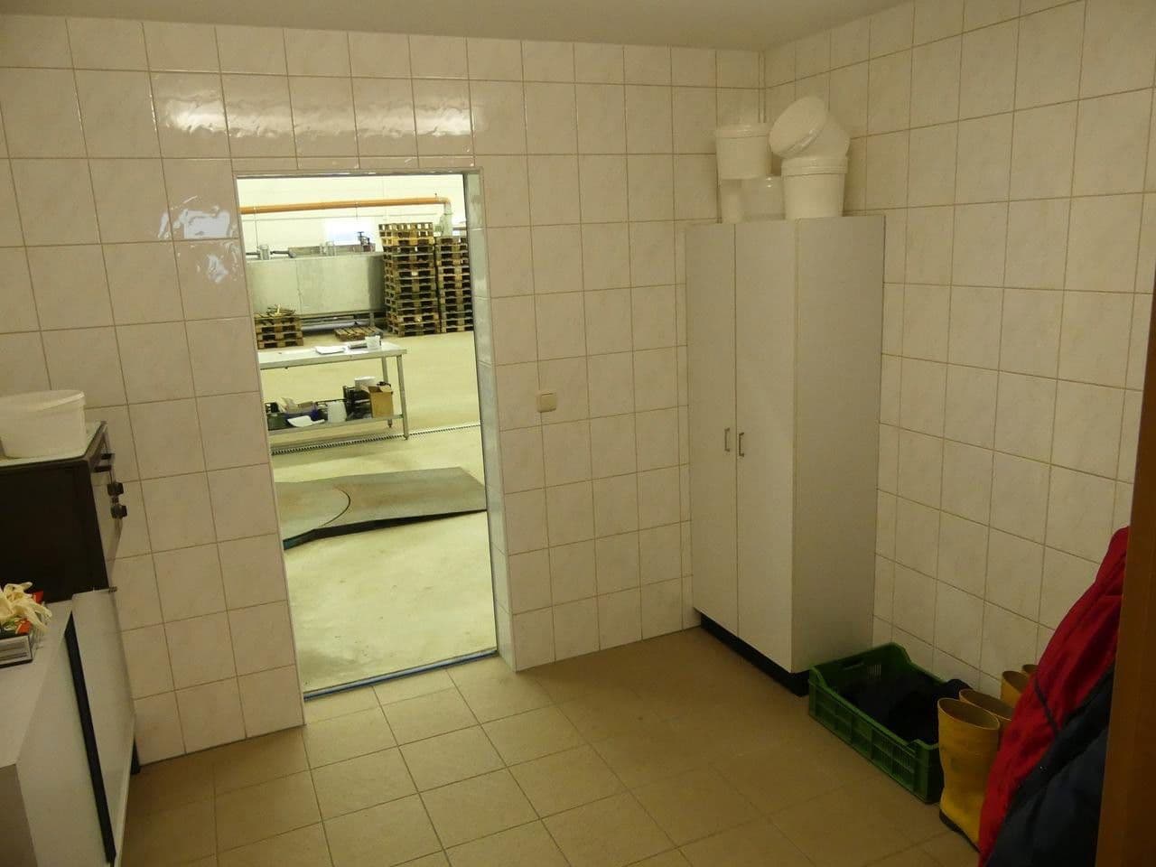 Predaj nebytového priestoru 14.154 m², Am Heidweg 7, Pressath, Bavorsko Predaj nebytového priestoru 14.154 m², Am Heidweg 7, Pressath, Bavorsko