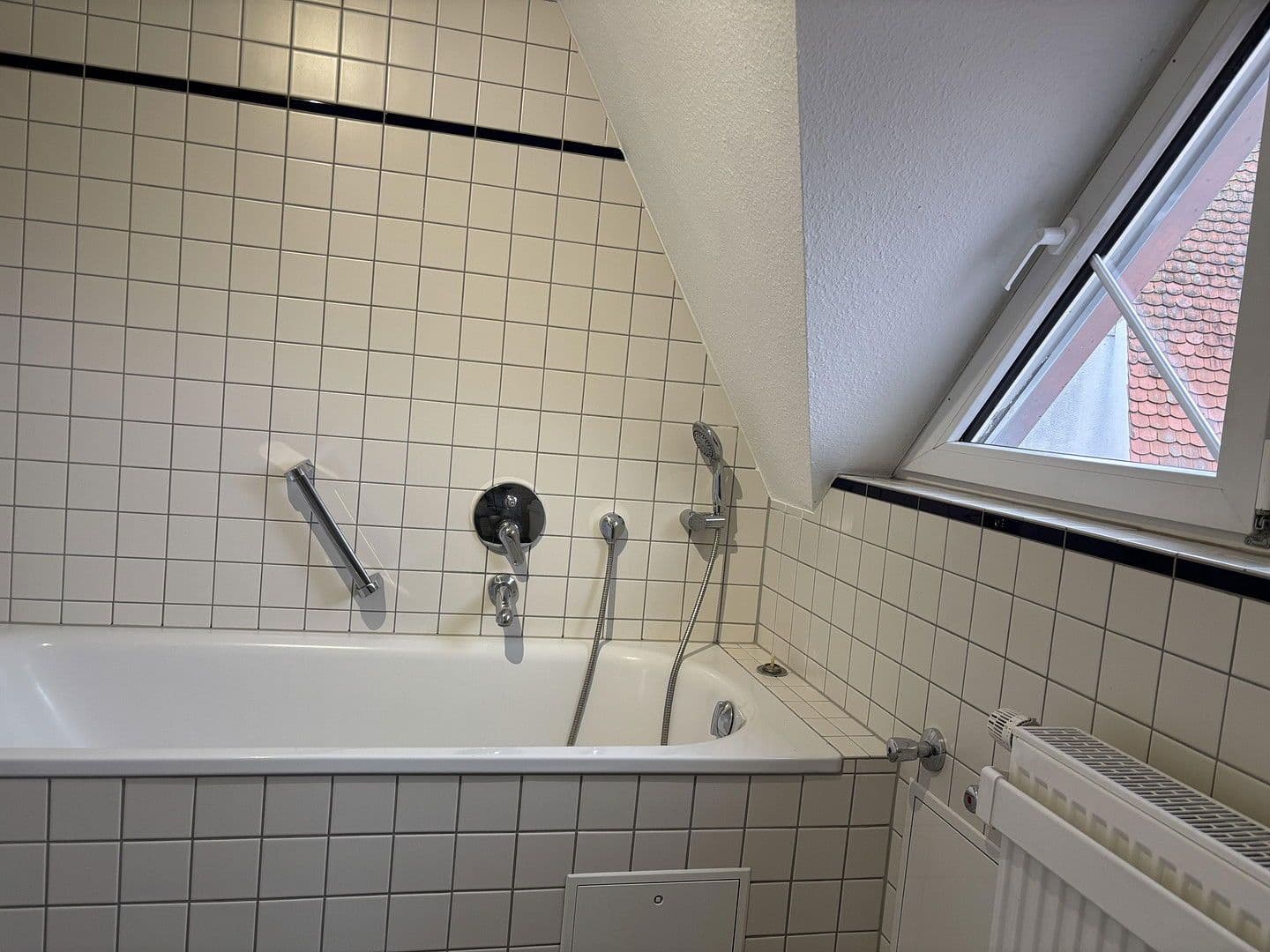 Prenájom bytu 3-izbový 65 m², Pforzheim, Bádensko-Wurttembersko Prenájom bytu 3-izbový 65 m², Pforzheim, Bádensko-Wurttembersko