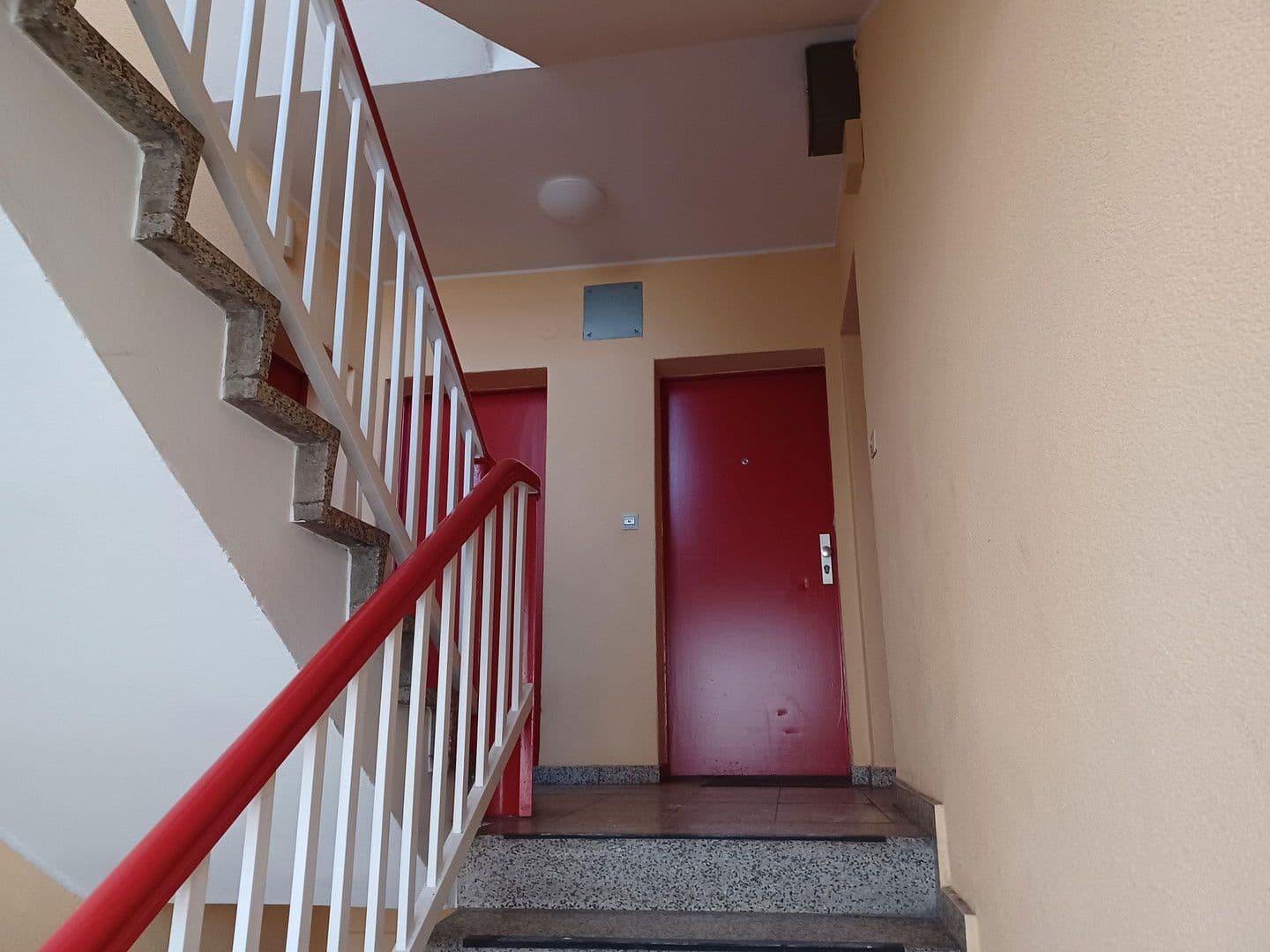 Predaj bytu 1-izbový 29 m², Berlin, Berlín Predaj bytu 1-izbový 29 m², Berlin, Berlín