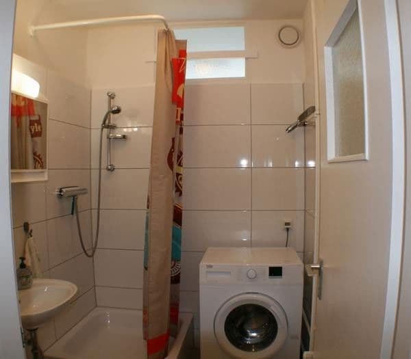 Predaj bytu 1-izbový 29 m², Berlin, Berlín Predaj bytu 1-izbový 29 m², Berlin, Berlín