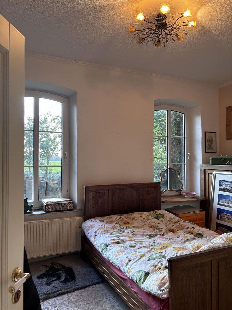 Predaj domu 160 m², pozemek 3.500 m², St. Georgiwold 28, Weener, Dolné Sasko Predaj domu 160 m², pozemek 3.500 m², St. Georgiwold 28, Weener, Dolné Sasko