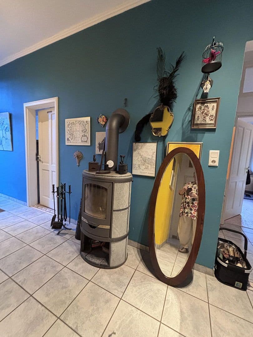 Predaj domu 160 m², pozemek 3.500 m², St. Georgiwold 28, Weener, Dolné Sasko Predaj domu 160 m², pozemek 3.500 m², St. Georgiwold 28, Weener, Dolné Sasko