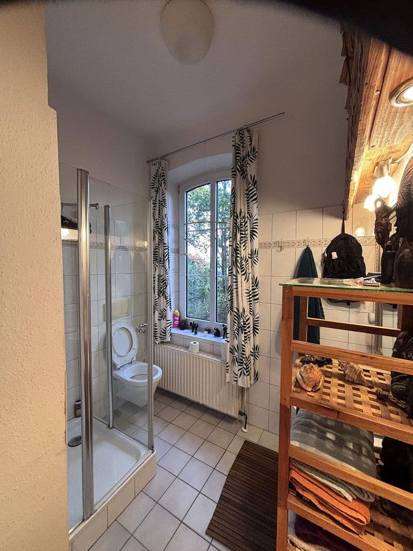 Predaj domu 160 m², pozemek 3.500 m², St. Georgiwold 28, Weener, Dolné Sasko Predaj domu 160 m², pozemek 3.500 m², St. Georgiwold 28, Weener, Dolné Sasko