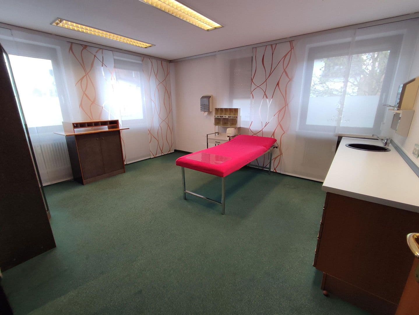 Prenájom bytu 279 m², Altdorfer Str. 11, Lauf an der Pegnitz, Bavorsko Prenájom bytu 279 m², Altdorfer Str. 11, Lauf an der Pegnitz, Bavorsko