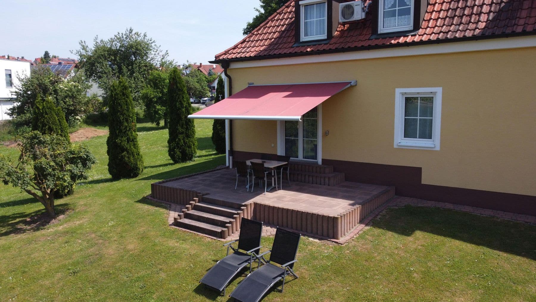 Predaj domu 1.691 m², pozemek 4.041 m², Zum weißen Kreuz 20, Oberthulba, Bavorsko Predaj domu 1.691 m², pozemek 4.041 m², Zum weißen Kreuz 20, Oberthulba, Bavorsko