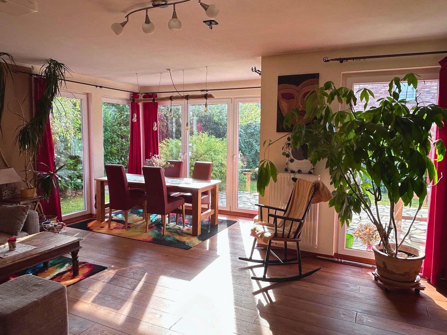 Predaj domu 201 m², pozemek 656 m², Bad Bramstedt, Šlezvicko-Holštajnsko Predaj domu 201 m², pozemek 656 m², Bad Bramstedt, Šlezvicko-Holštajnsko