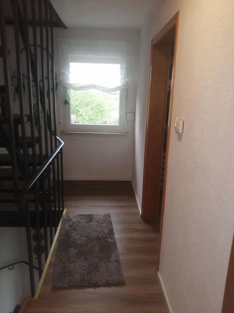 Predaj domu 132 m², pozemek 271 m², Dorfstr. 20, Limbach, Bádensko-Wurttembersko Predaj domu 132 m², pozemek 271 m², Dorfstr. 20, Limbach, Bádensko-Wurttembersko