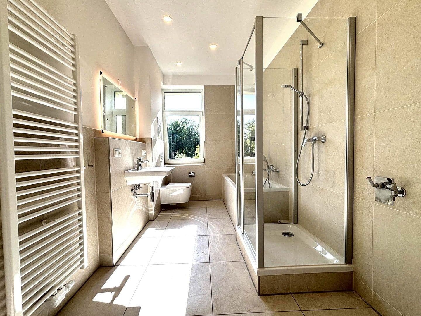 Prenájom bytu 2-izbový 61 m², Albertstraße 34, Markranstädt, Sasko Prenájom bytu 2-izbový 61 m², Albertstraße 34, Markranstädt, Sasko