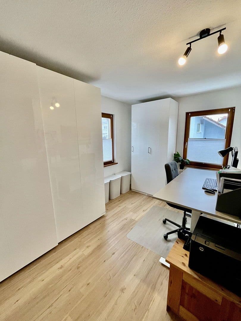 Predaj domu 131 m², pozemek 251 m², Angelbachtal, Bádensko-Wurttembersko Predaj domu 131 m², pozemek 251 m², Angelbachtal, Bádensko-Wurttembersko