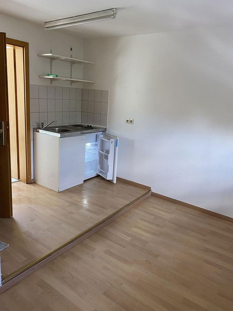 Prenájom bytu 1-izbový 23 m², Pforzheim, Bádensko-Wurttembersko Prenájom bytu 1-izbový 23 m², Pforzheim, Bádensko-Wurttembersko