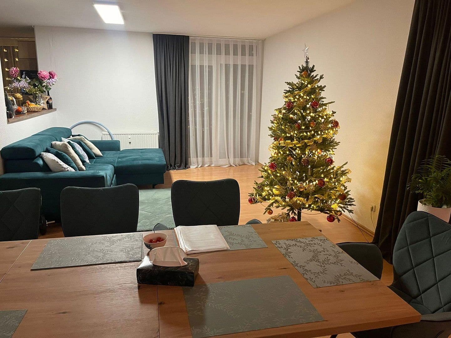 Prenájom bytu 3-izbový 90 m², Darmstadt, Hesensko Prenájom bytu 3-izbový 90 m², Darmstadt, Hesensko