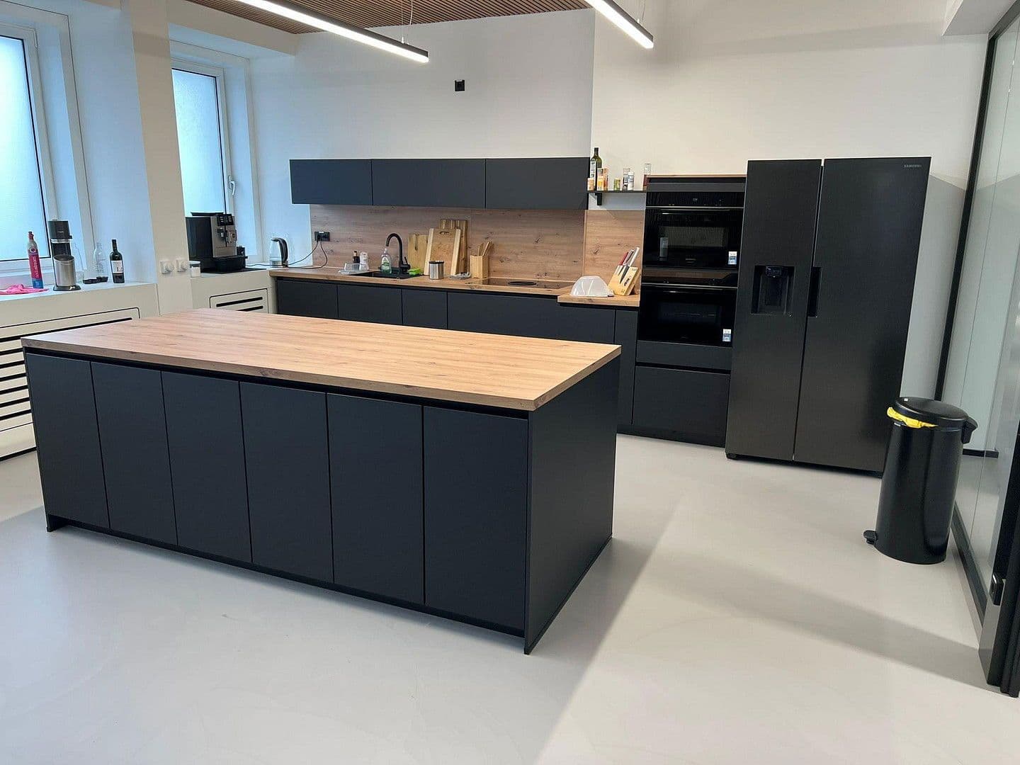 Prenájom kancelárie 100 m², Huyssenallee 82, Essen, Severné Porýnie - Westfálsko Prenájom kancelárie 100 m², Huyssenallee 82, Essen, Severné Porýnie - Westfálsko