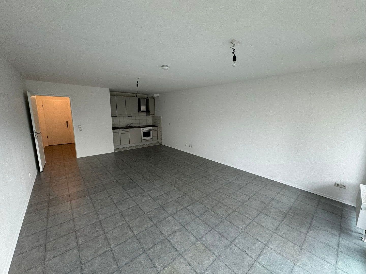 Prenájom bytu 1-izbový 47 m², Köln, Severné Porýnie - Westfálsko Prenájom bytu 1-izbový 47 m², Köln, Severné Porýnie - Westfálsko