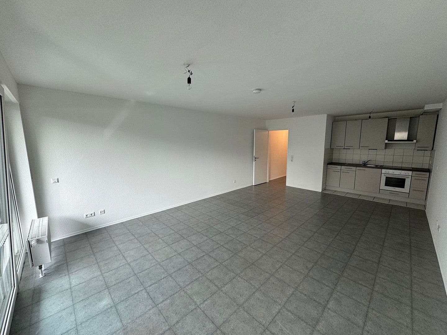 Prenájom bytu 1-izbový 47 m², Köln, Severné Porýnie - Westfálsko Prenájom bytu 1-izbový 47 m², Köln, Severné Porýnie - Westfálsko