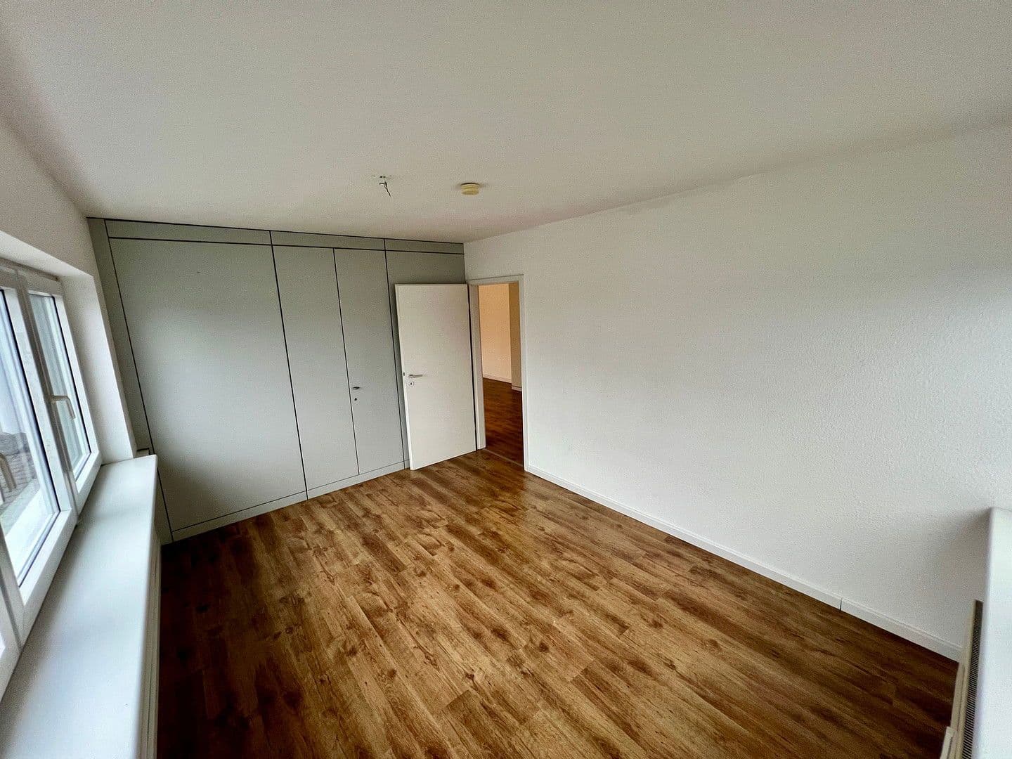 Prenájom kancelárie 80 m², Schwetzingen, Bádensko-Wurttembersko Prenájom kancelárie 80 m², Schwetzingen, Bádensko-Wurttembersko