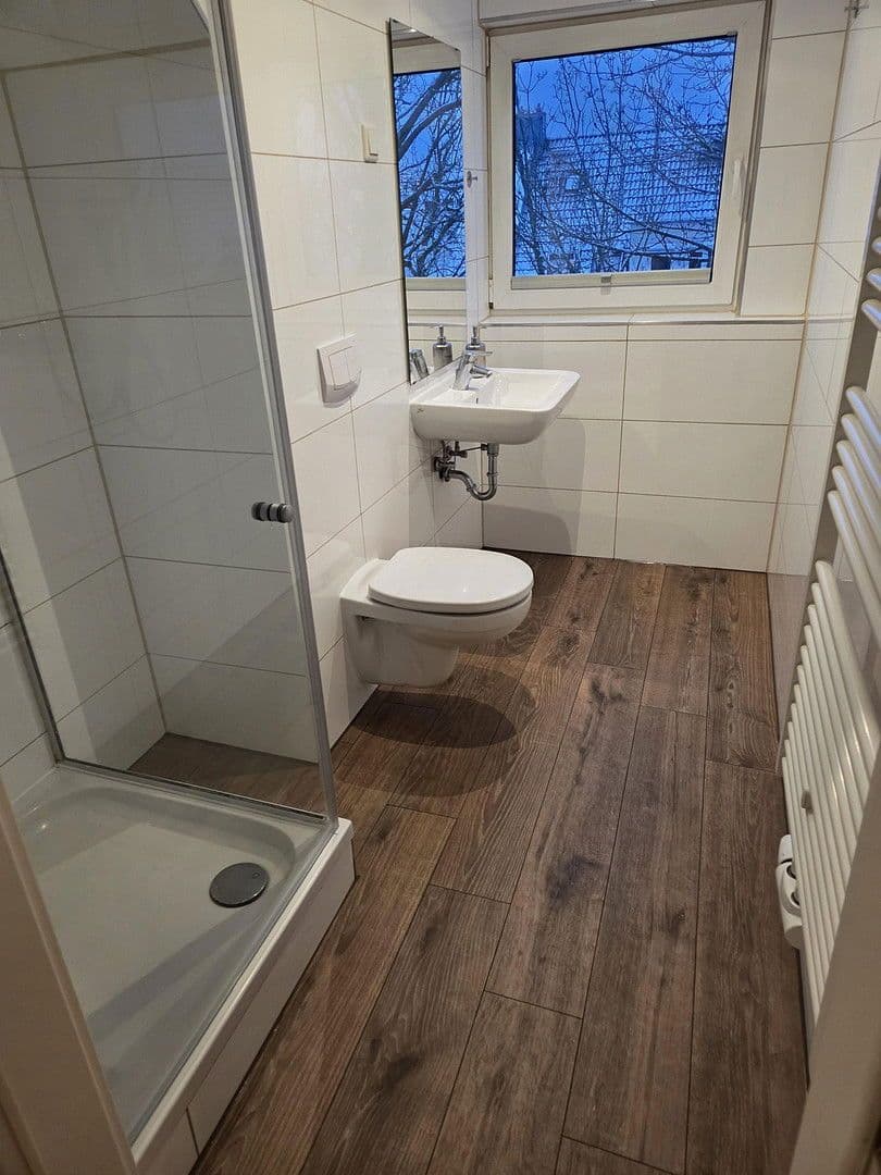 Prenájom bytu 2-izbový 65 m², Geldorpstrasse 4, Köln, Severné Porýnie - Westfálsko Prenájom bytu 2-izbový 65 m², Geldorpstrasse 4, Köln, Severné Porýnie - Westfálsko