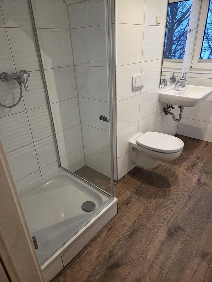 Prenájom bytu 2-izbový 65 m², Geldorpstrasse 4, Köln, Severné Porýnie - Westfálsko Prenájom bytu 2-izbový 65 m², Geldorpstrasse 4, Köln, Severné Porýnie - Westfálsko