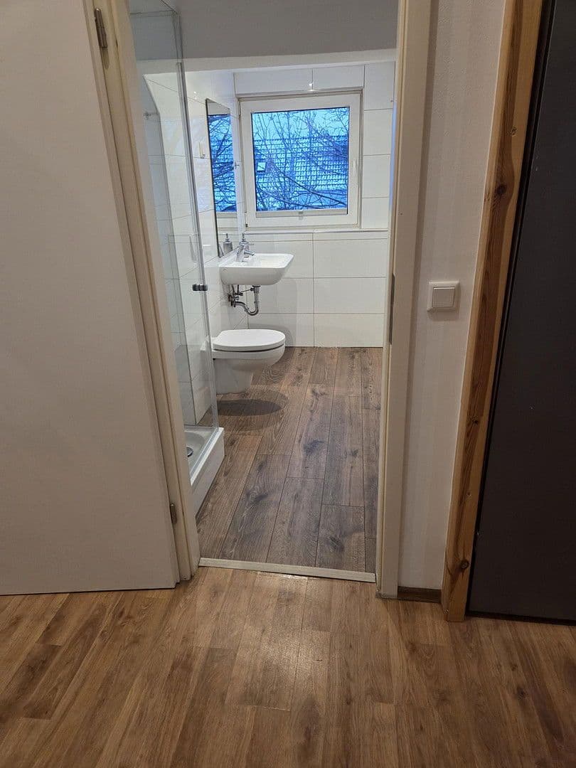 Prenájom bytu 2-izbový 65 m², Geldorpstrasse 4, Köln, Severné Porýnie - Westfálsko Prenájom bytu 2-izbový 65 m², Geldorpstrasse 4, Köln, Severné Porýnie - Westfálsko