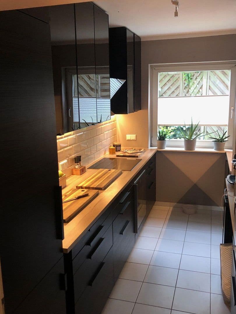 Predaj domu 144 m², pozemek 259 m², Wiesbaden, Hesensko Predaj domu 144 m², pozemek 259 m², Wiesbaden, Hesensko