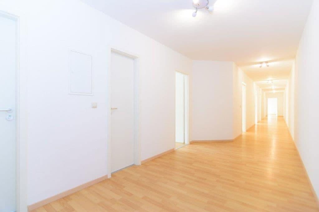 Predaj kancelárie 150 m², Nürnberg, Bavorsko Predaj kancelárie 150 m², Nürnberg, Bavorsko
