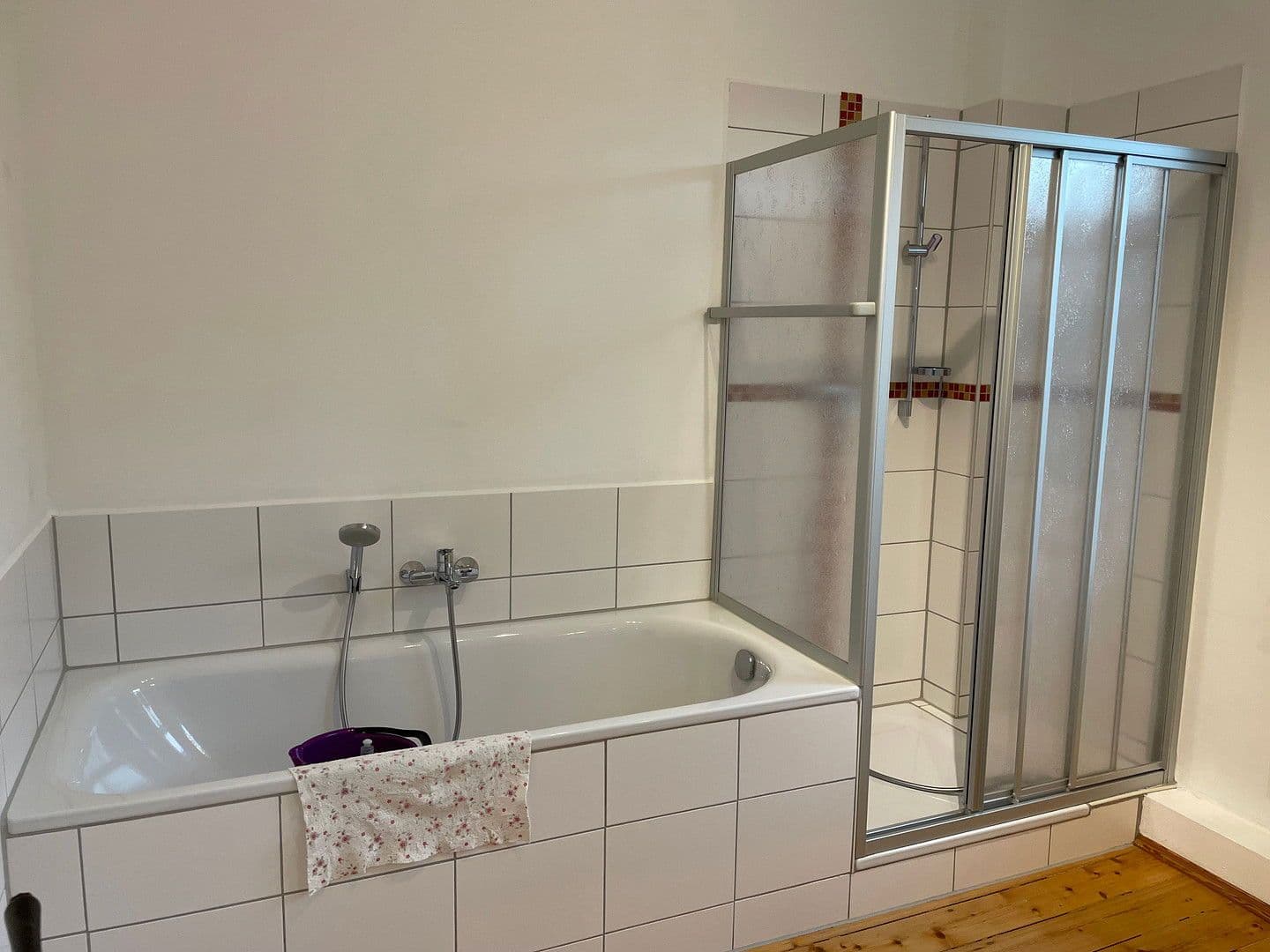 Prenájom bytu 3-izbový 85 m², Fördergersdorfer Str. 12 - Zufahrt Bergstraße 21, Tharandt, Sasko Prenájom bytu 3-izbový 85 m², Fördergersdorfer Str. 12 - Zufahrt Bergstraße 21, Tharandt, Sasko