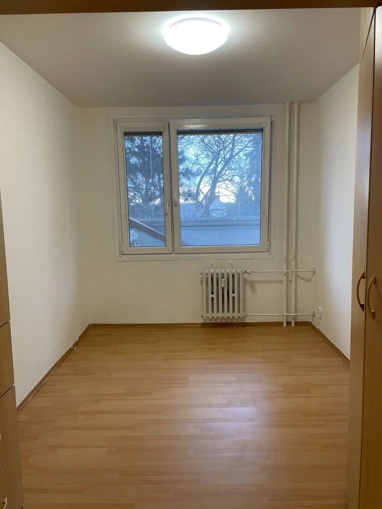 Prenájom bytu 2-izbový 42 m², Zárybská, Praha, Praha Prenájom bytu 2-izbový 42 m², Zárybská, Praha, Praha