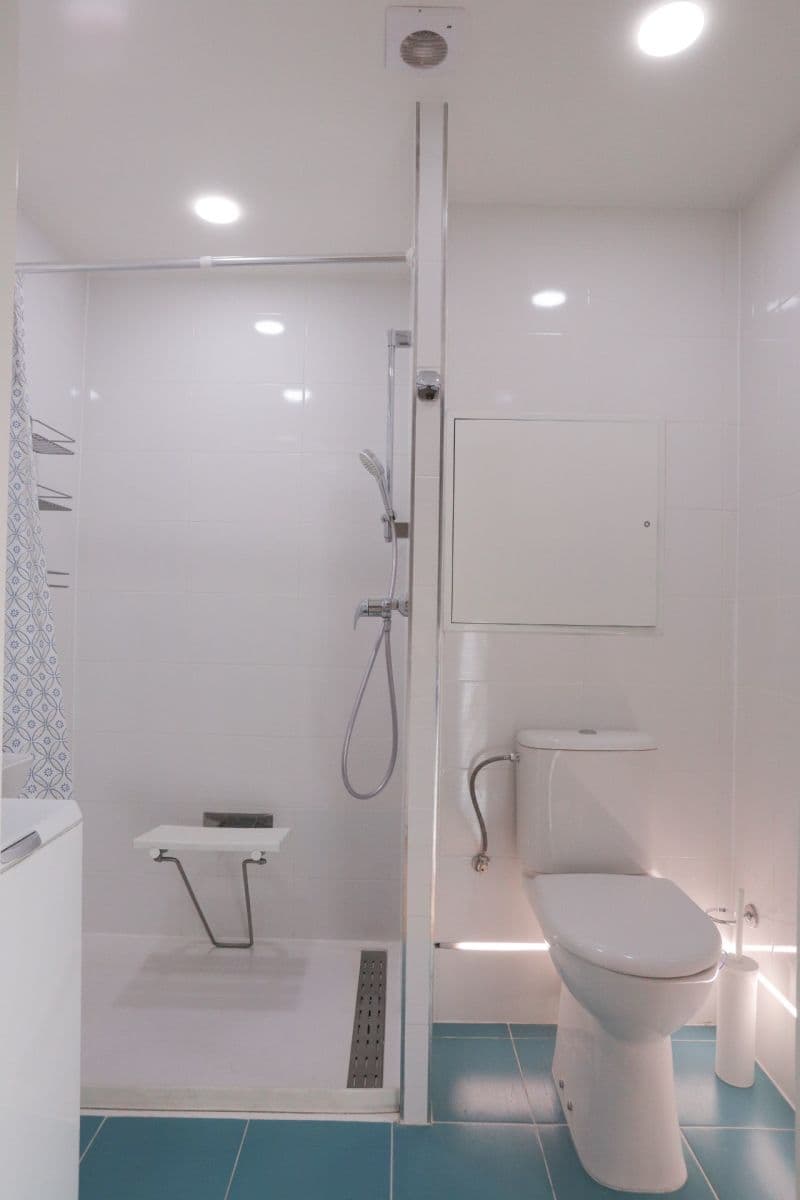 Prenájom bytu 2-izbový 42 m², Zárybská, Praha, Praha Prenájom bytu 2-izbový 42 m², Zárybská, Praha, Praha