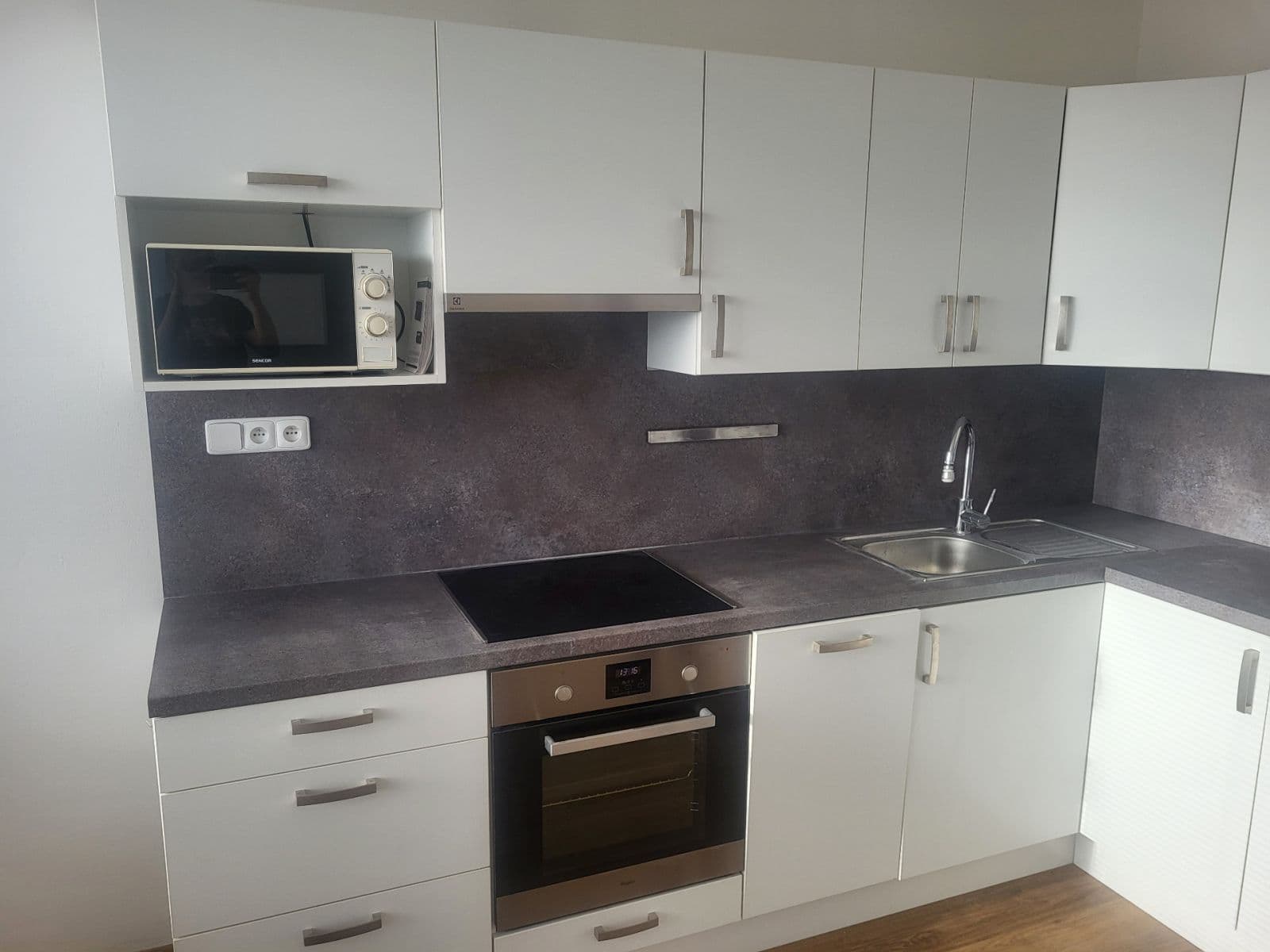 Prenájom bytu 3-izbový 62 m², Lipová, Brno, Jihomoravský kraj Prenájom bytu 3-izbový 62 m², Lipová, Brno, Jihomoravský kraj