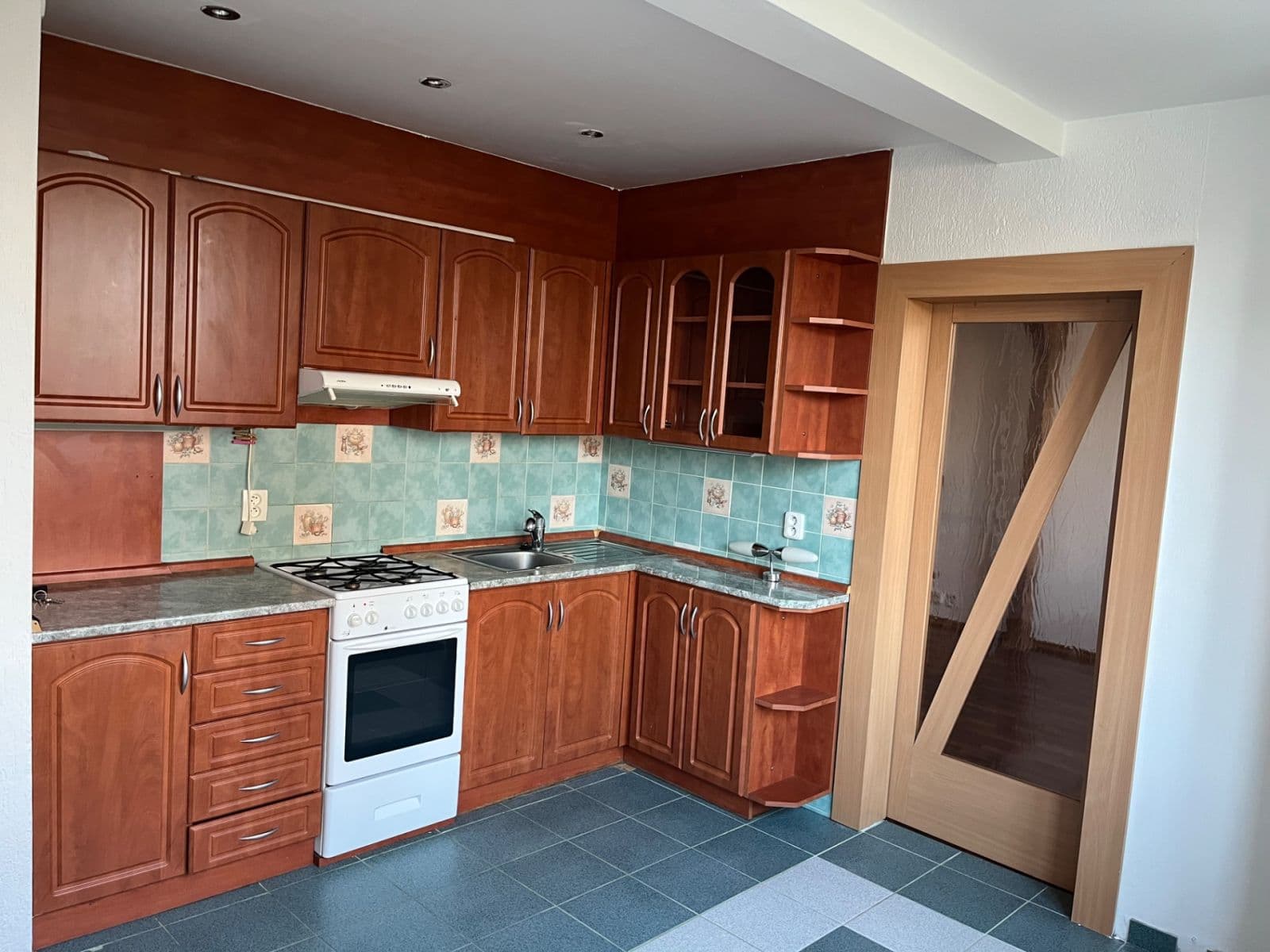 Prenájom bytu 3-izbový 60 m², Čermákova, Plzeň, Plzeňský kraj Prenájom bytu 3-izbový 60 m², Čermákova, Plzeň, Plzeňský kraj